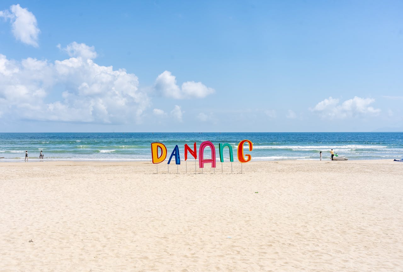 View toàn cảnh Đà Nẵng từ đỉnh bán đảo Sơn Trà
